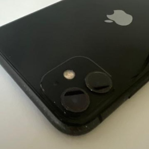 IPHONE 11 64GB BLACK UNLOCKED GOOD CONDITION - Picture 8 of 13
